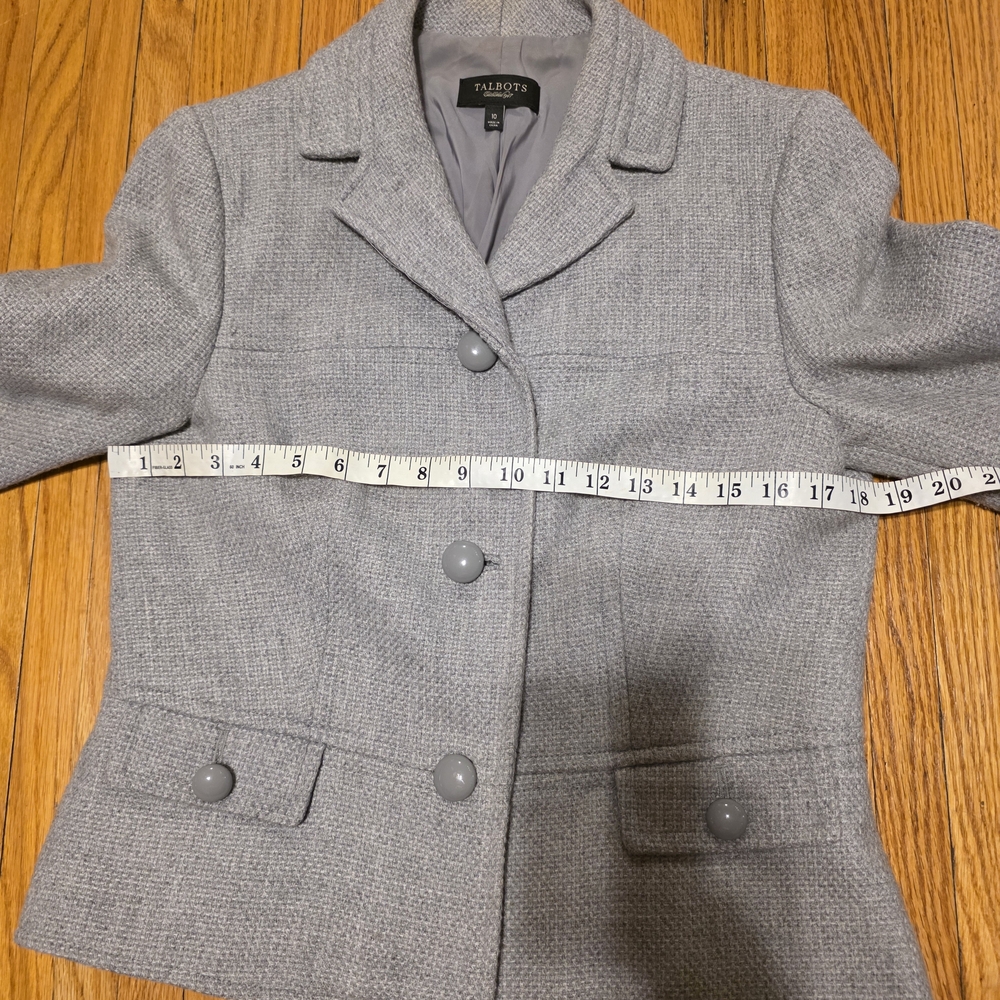 Gray Tweed Women's Button Front Jacket - image 4